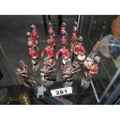 281 - 16 Elastolin Scottish soldier figures including pipes and drums