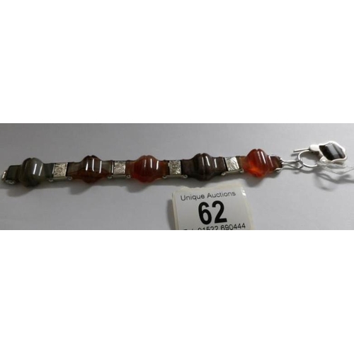 62 - A Victorian Scottish mixed agate and silver bracelet