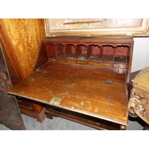 1037 - An Edwardian walnut bureau