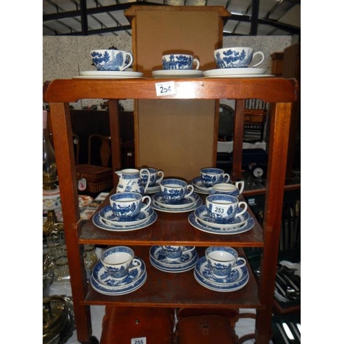 253 - A Wedgwood 'Willow' tea set (40 pieces)