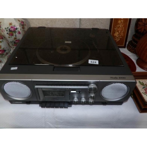 624 - A Studio 1000 record player