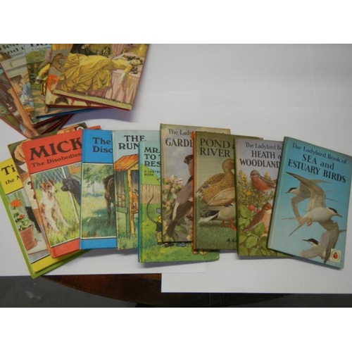 40 - A quantity of Ladybird Books including Well Loved Tales (10 books), 10 other Ladybird Books, a quant... 