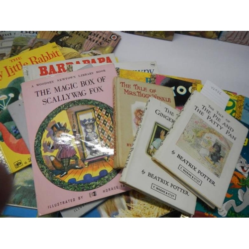 40 - A quantity of Ladybird Books including Well Loved Tales (10 books), 10 other Ladybird Books, a quant... 