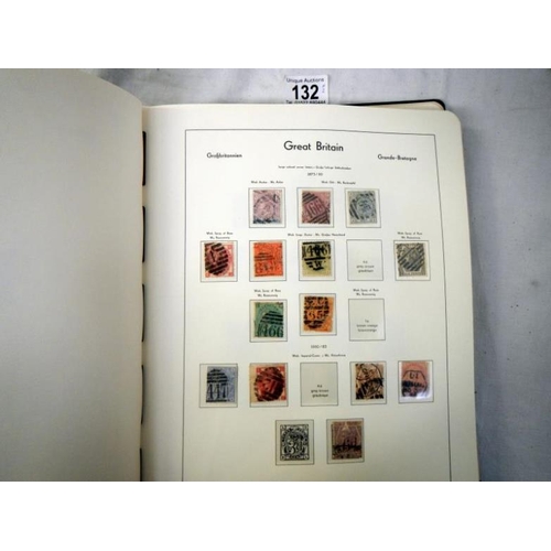 132 - Stamps - 2 albums of c19th and c20th stamps covering Victoria to Elizabeth II including Penny Black,... 