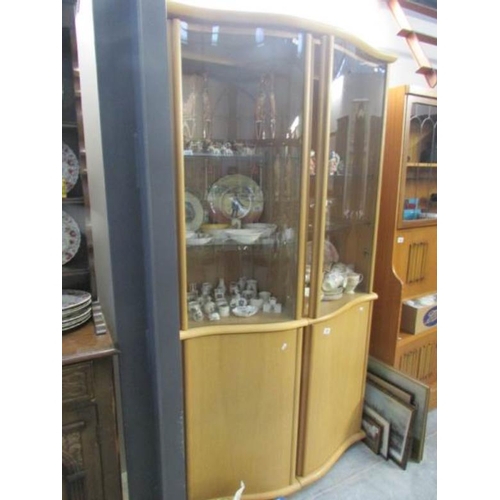 157 - A good quality modern display cabinet