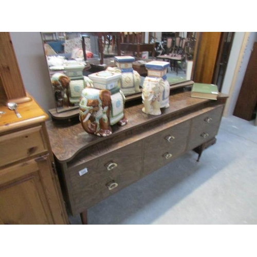 200 - A 1960's retro dressing table