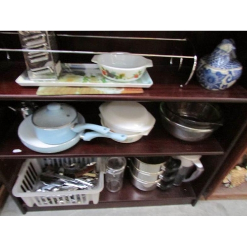 49 - A mixed lot of kitchen ware etc