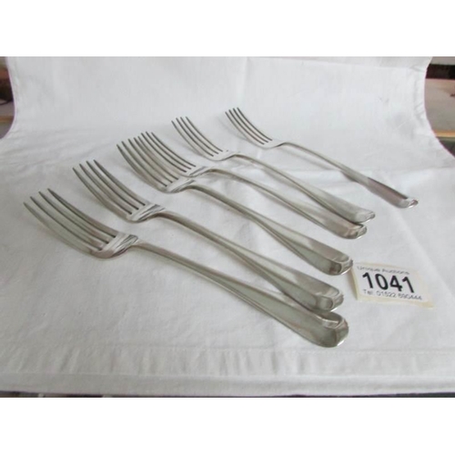 1041 - A set of 6 silver forks, London 1859, approximately 395g