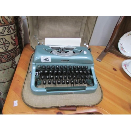 253 - An Imperial portable typewriter