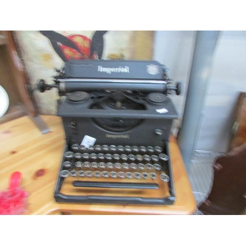 257 - An Imperial typewriter