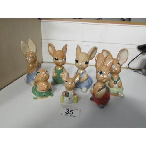 35 - A collection of 7 Carlton ware figurines