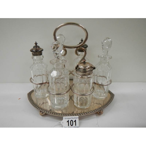 101 - A good 6 bottle cruet, in good condition.