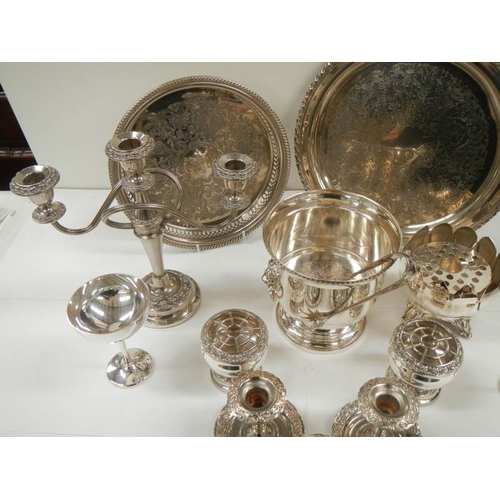 104 - 9 items of good silver plate.