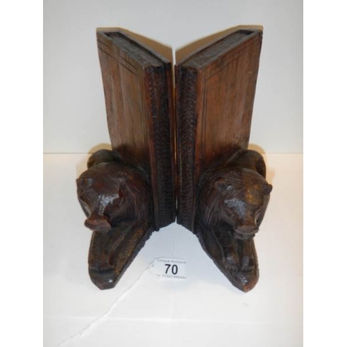 70 - A pair of Black Forest book ends, 7.5'' tall.