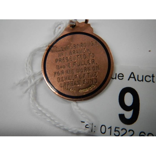 9 - A 9ct gold 'National Union of Railway men' fob, in good condition weight 7g