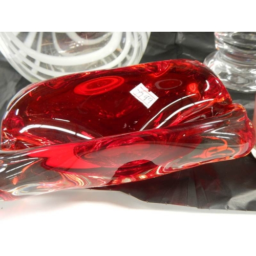 255 - 7 items of good glass including Murano vase, Swedish, and cranberry.