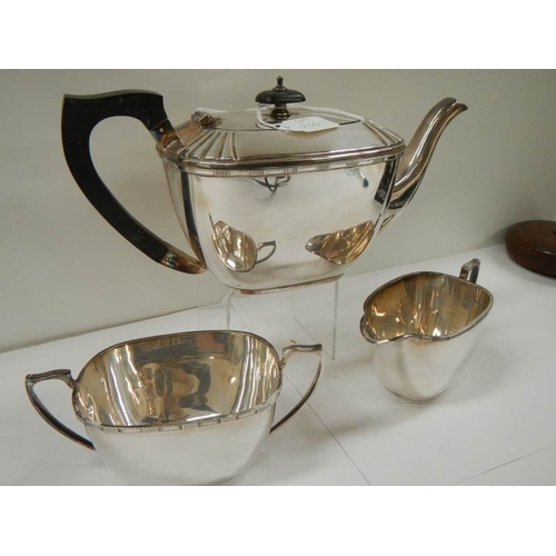 266 - A 3 piece silver plate tea set in good condition.