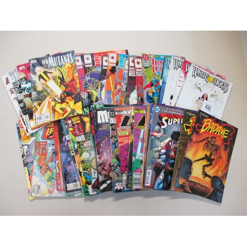 632 - Mixed lot of Marvel, DC and other comics including Superman, Gotham Academy, BadAxe, Warlord, Infini... 