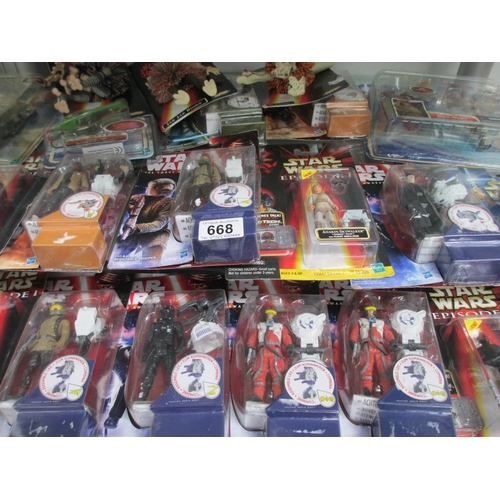 668 - A quantity of sealed Star Wars 'Attack of the Clones' Rogue 1 figures etc