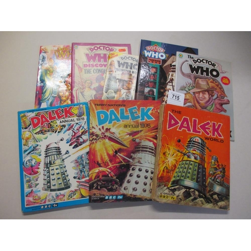 715 - 3 Dalek annuals including 1976,1978 and a Dalek World (spine in poor condition) and other Doctor Who... 