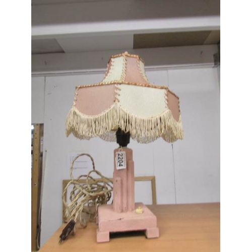 2204 - A 1930's table lamp with shade.