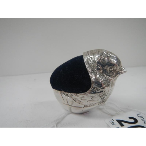 2018 - A hallmarked silver pin cushion in the form of a bird