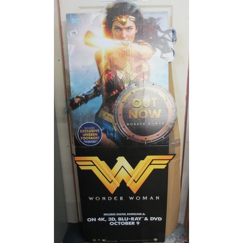 735 - A DC Wonder Woman standee 63 inches high (160 cm)