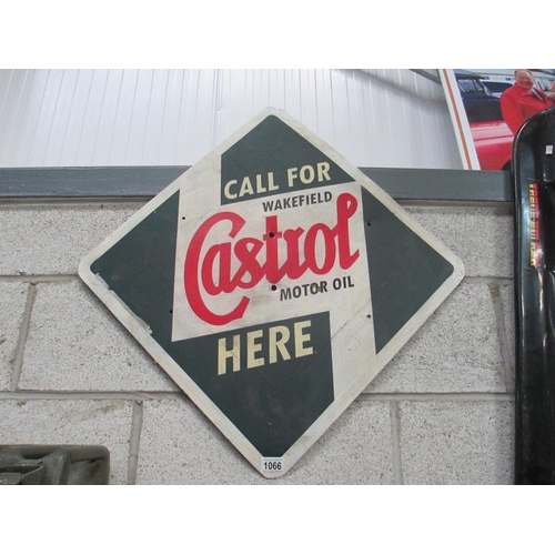 1066 - A Castrol motor sign