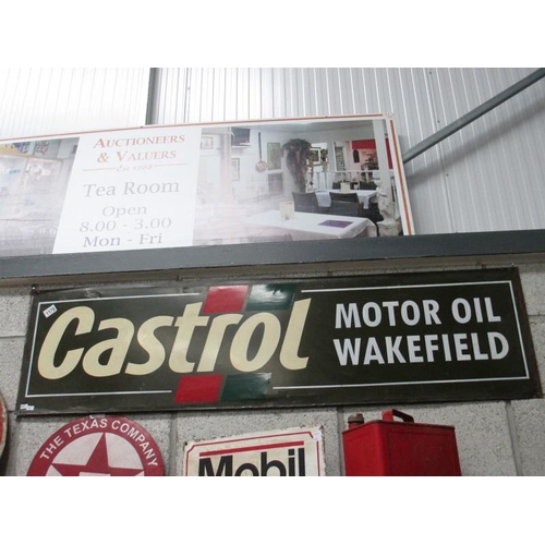 1178 - A long Castrol Motor Oil Wakefield painted metal sign (146 x 38.5 cm)