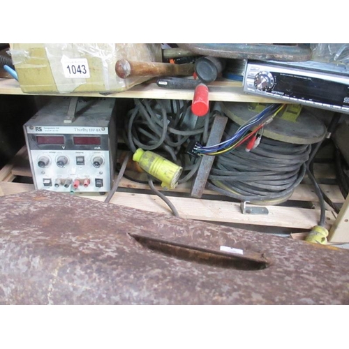 1044 - A 110V Kango Breaker with bits, a Thurlby Pl154 15v/4A power supply and 2 110V ext cables