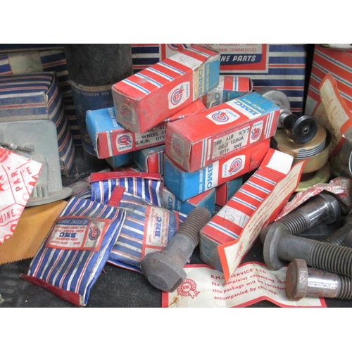 1054 - A large quantity of new old stock 1950s BMC Motor Parts most still in original packaging