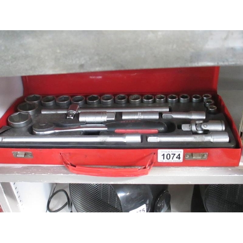 1074 - A good quality socket set and various taps and dies