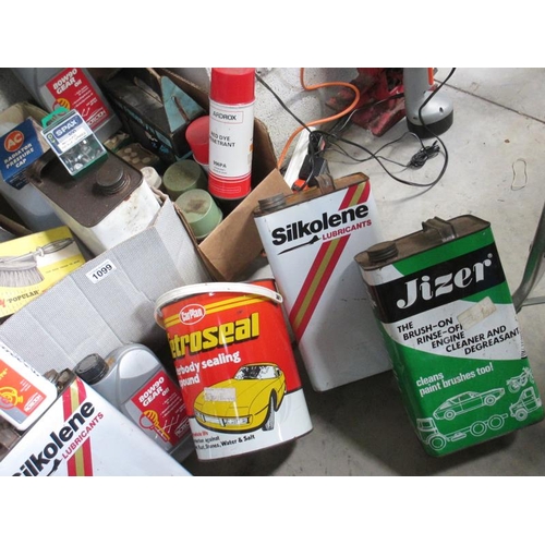 1099 - A good lot of lubricants, filters etc