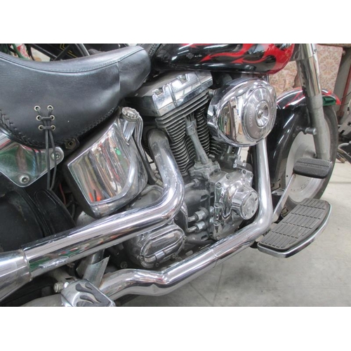 1484 - A 2004 red Harley Davidson V twin with security alarm, 1450cc, first registered May 2004., straight ... 