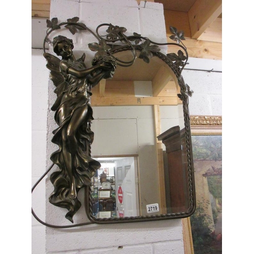 2719 - An Art Nouveau style wall mirror