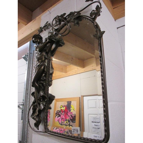 2719 - An Art Nouveau style wall mirror