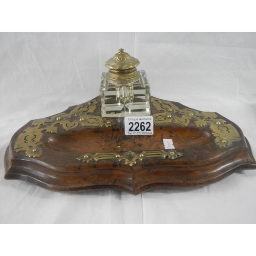 2262 - A good Victorian ink stand complete with original glass inkwells.