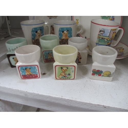 2354 - A very good collection of Sooty Keele Street Pottery items