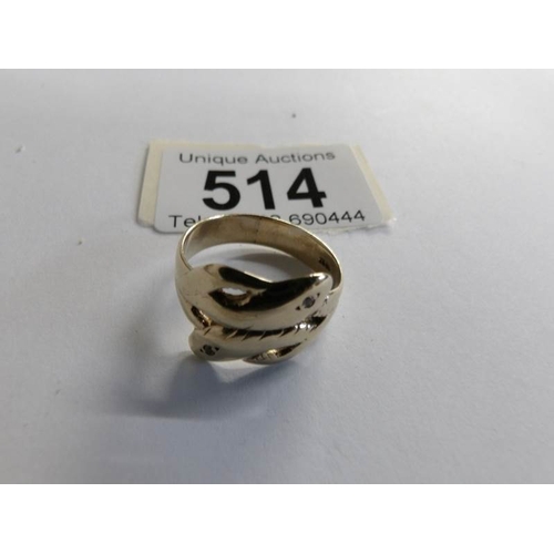 514 - A circa 1920/30's diamond set double headed snake ring in 18ct gold, size S.