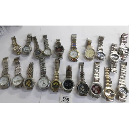 555 - 20 gent's chronograph wristwatches.