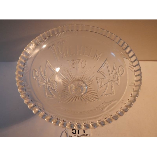 571 - A late 19th century Henry Greener Flint pressed glass bowl commemorating Freidrich Wilhelm 1870.