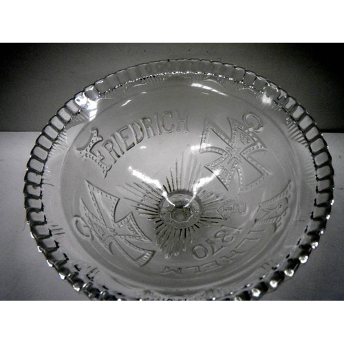 571 - A late 19th century Henry Greener Flint pressed glass bowl commemorating Freidrich Wilhelm 1870.