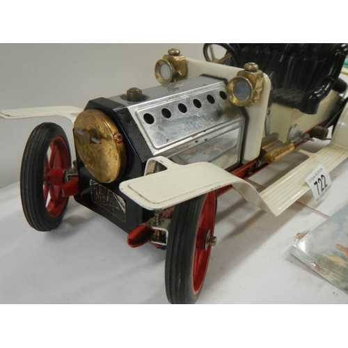 722 - A Mamod steam car