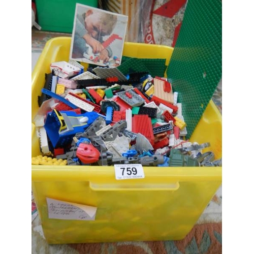 759 - A large crate of assorted Lego.