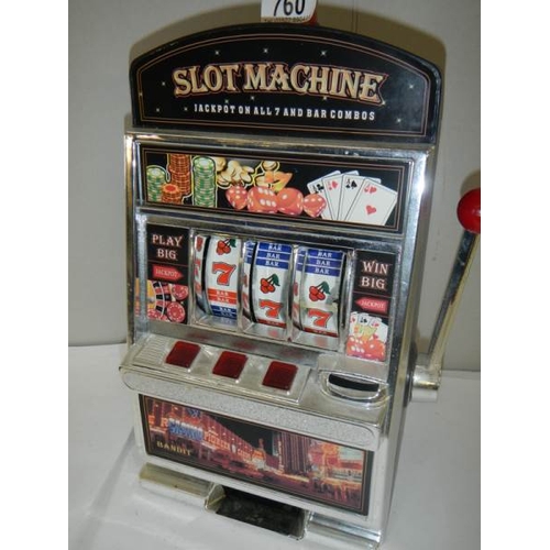 760 - A vintage slot machine.