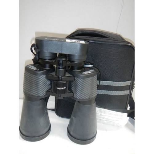 686 - A good pair of Tasco 15 x 60 x 63 zoom binoculars.