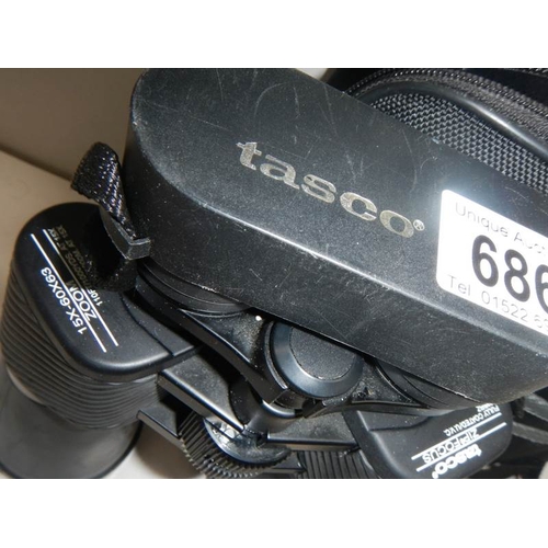 686 - A good pair of Tasco 15 x 60 x 63 zoom binoculars.