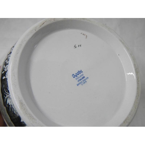 2139 - A mid 20th centure Spode jardiniere, 7'' diameter x 6'' tall.