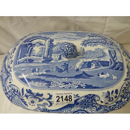 2148 - A large Spode Italian tureen.