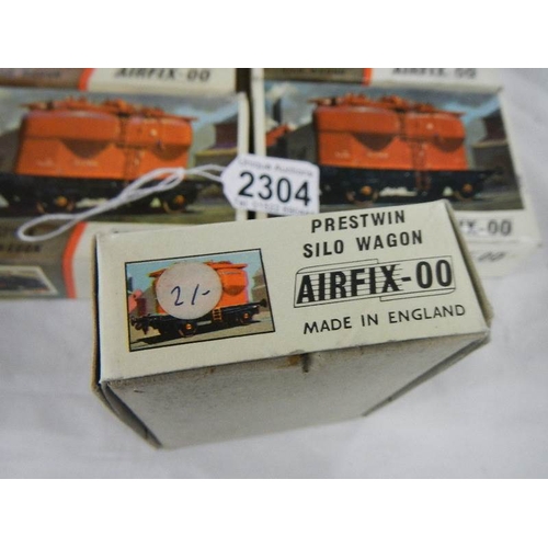 2304 - 9 boxed Airfix '00' Silo wagons.